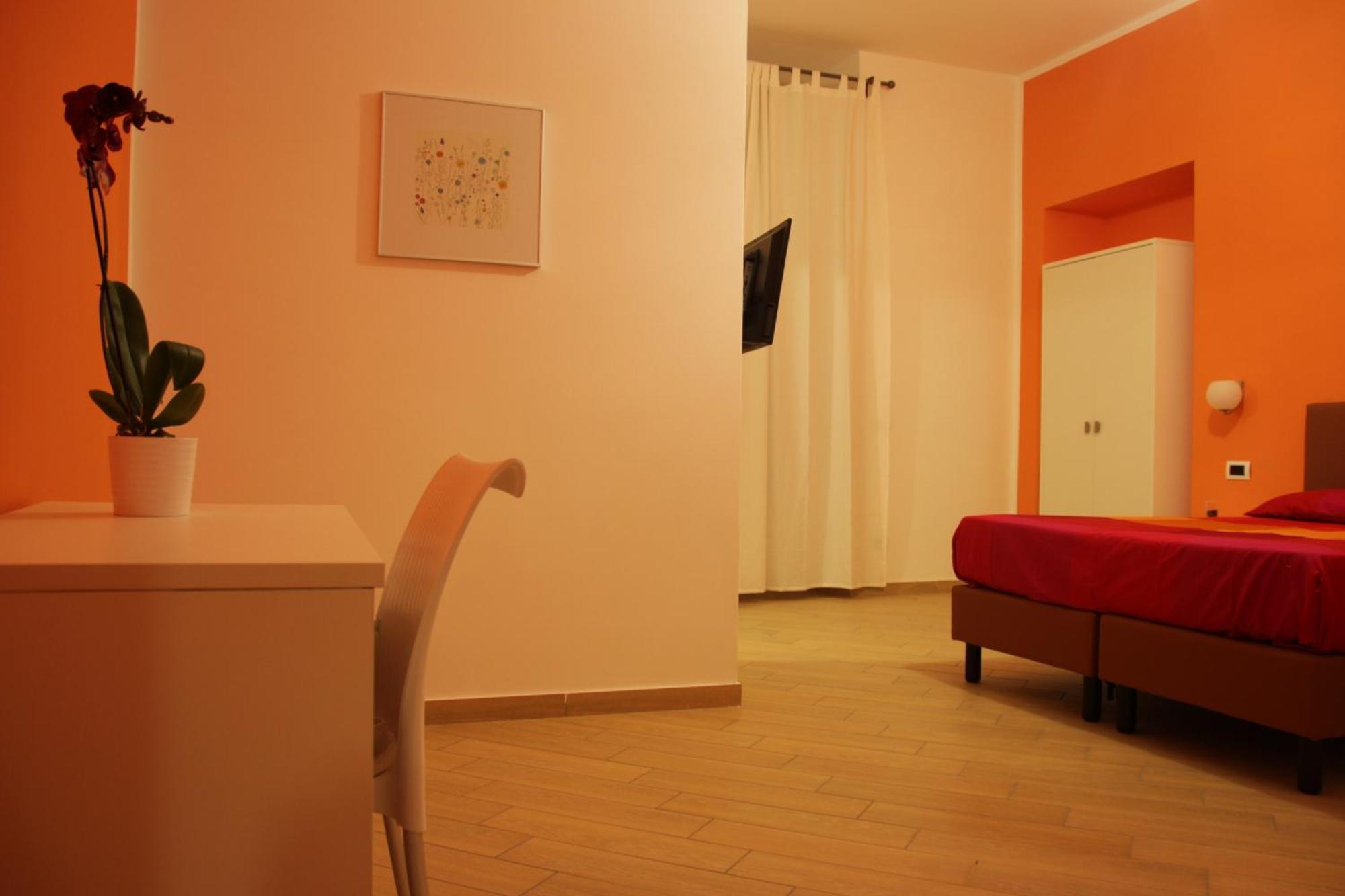 Bovio Modern Suite Naples Room photo